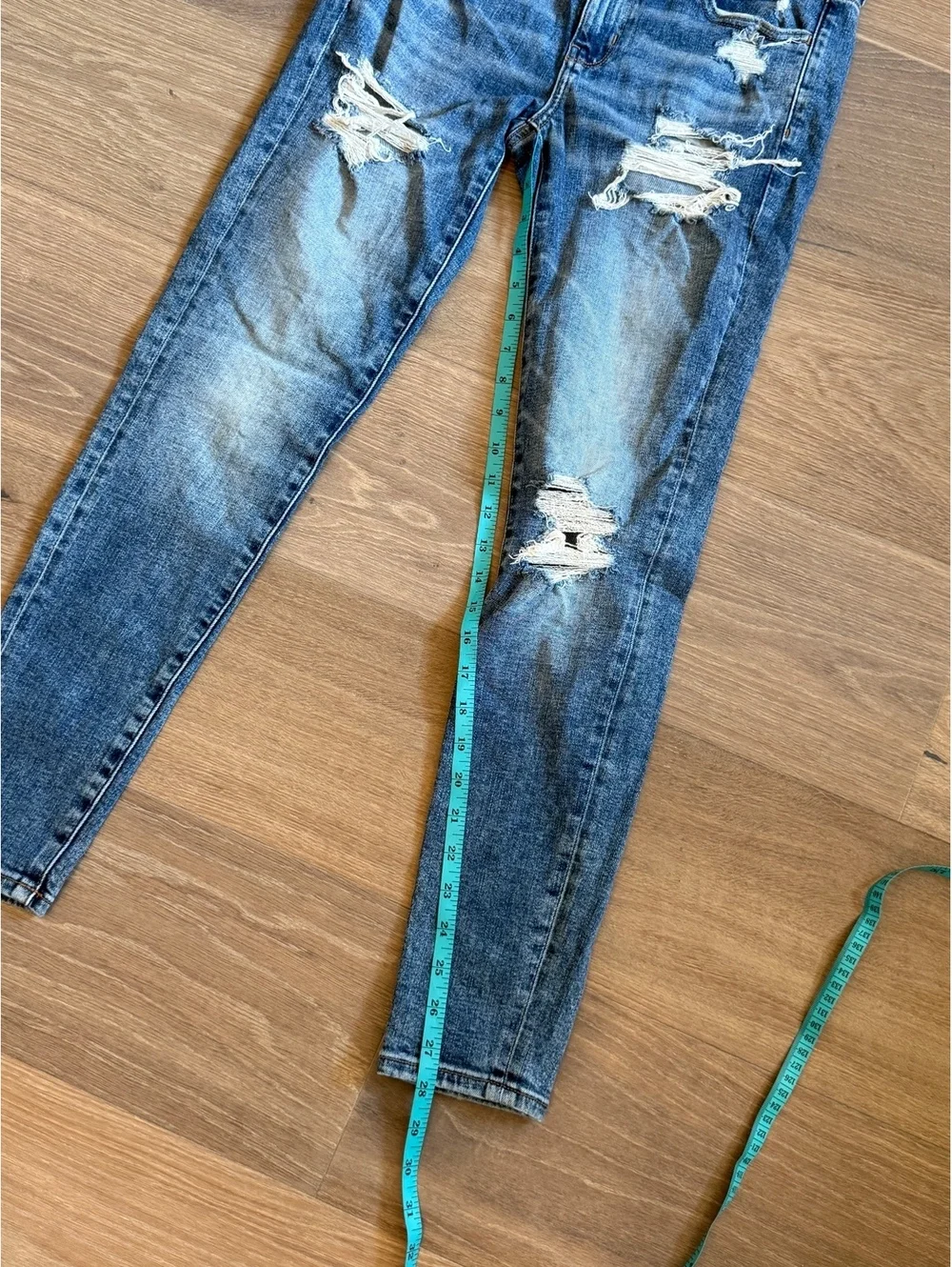 American Eagle Super Stretch Y2K vintage Distressed Skinny Jeans Size 6 Regular